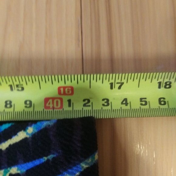 New LulaRoe Cassie skirt size XL - Picture 8 of 10